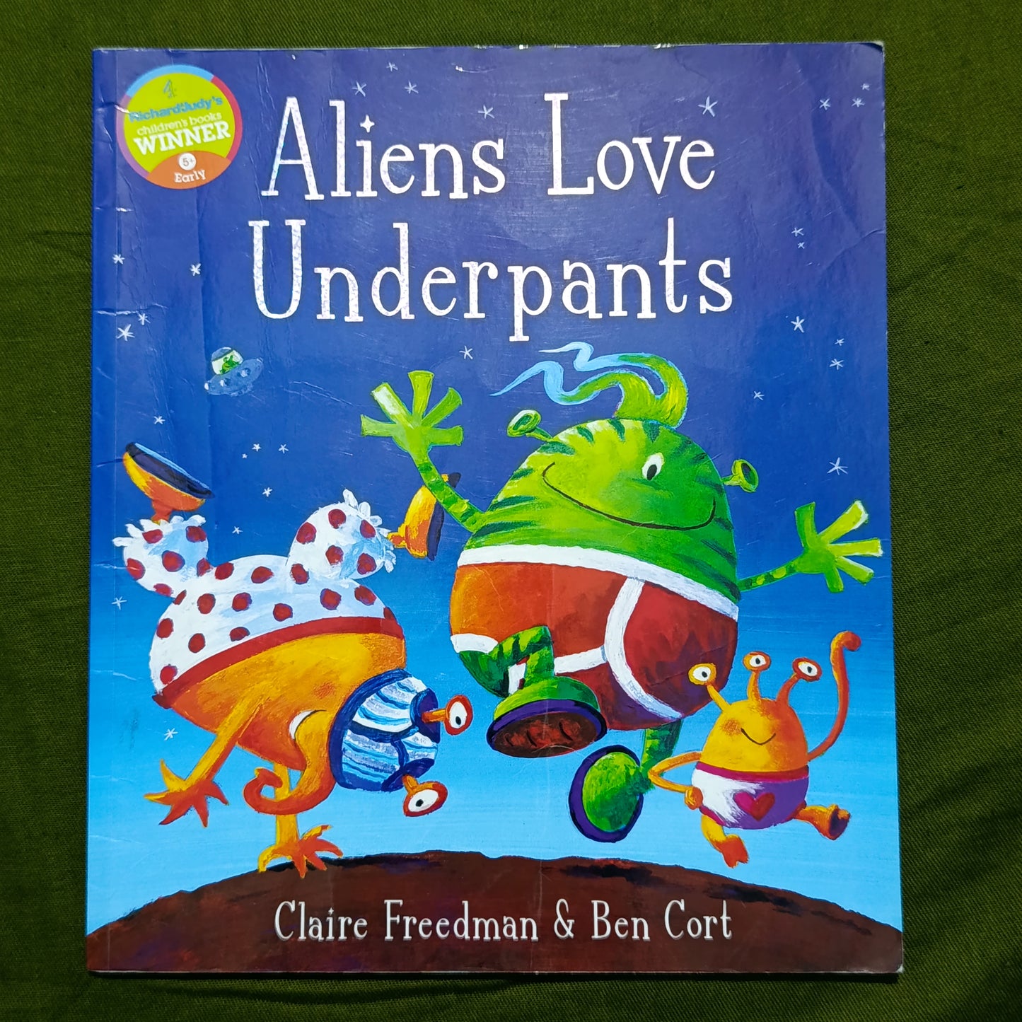Aliens Love Underpants