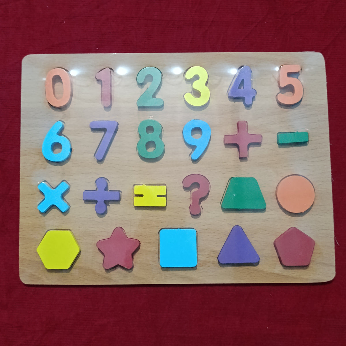 0 to 9 with signs and shapes wooden plate