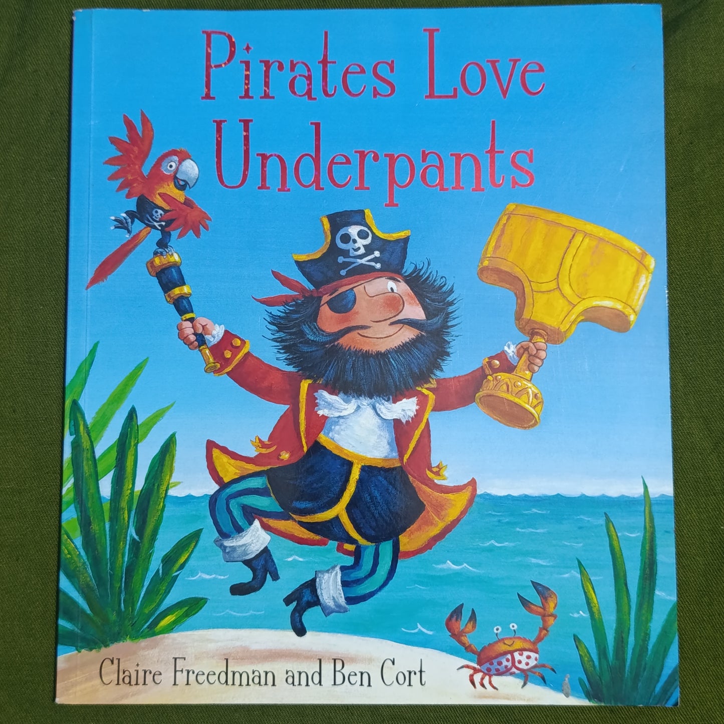 Pirates love Underpants