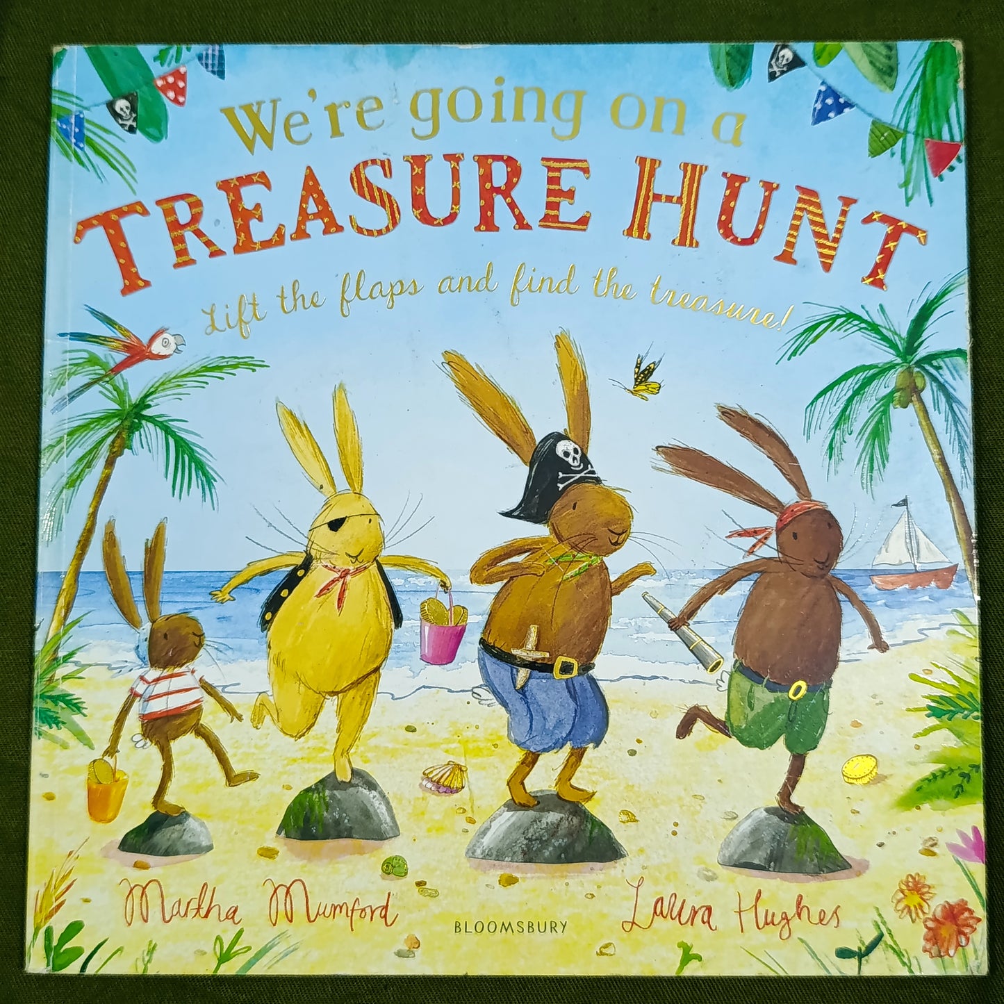 We're going on a Treasure Hunt (flap)